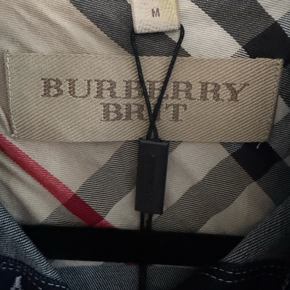 NWT Burberry Women's Dark Blue Denim Jacket with Gold Buttons - Picture 5 of 9